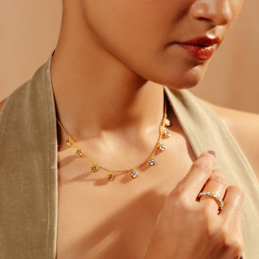 round diamond bezel necklace for women in 18kt gold