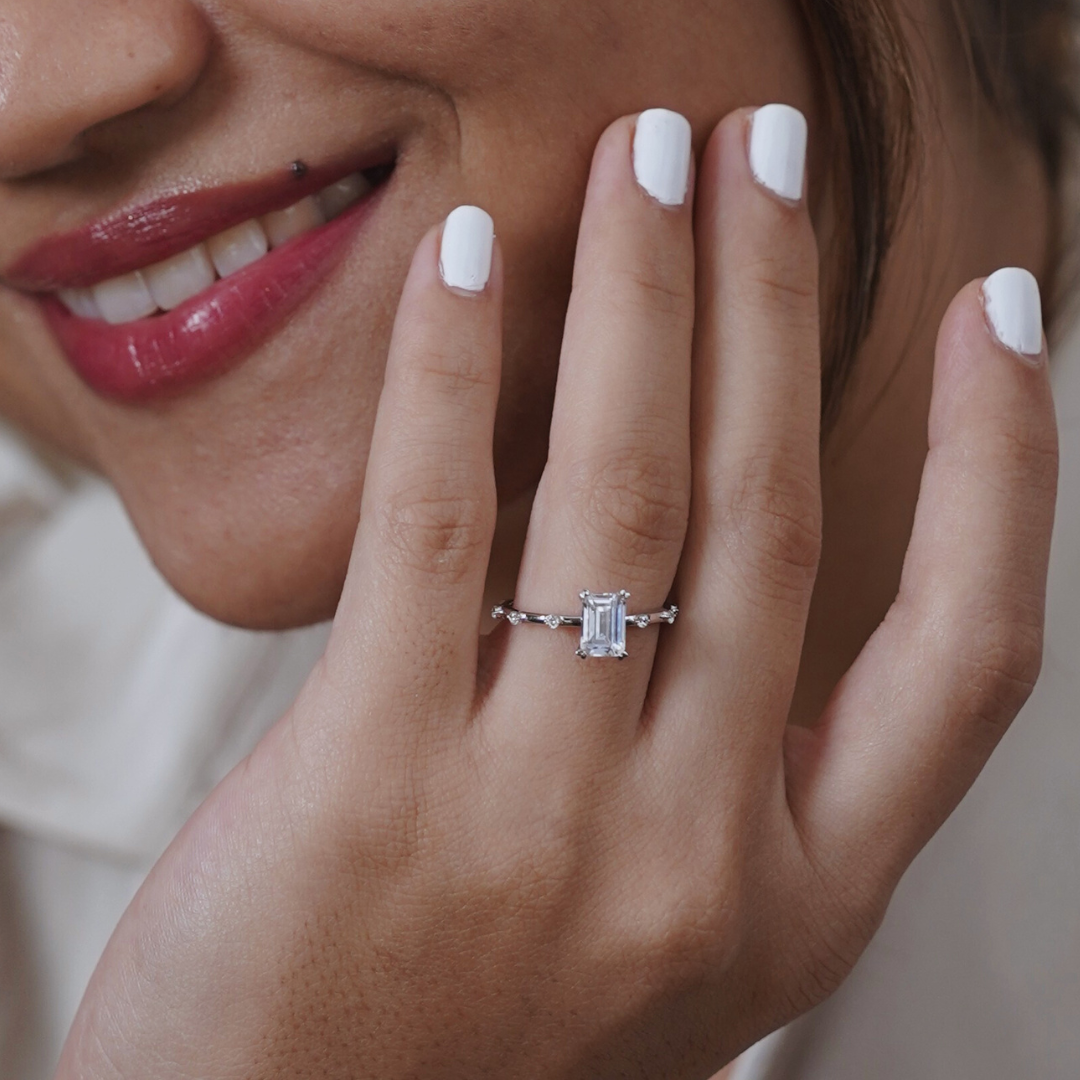 1 Ct Emerald Cut Diamond Solitaire Ring