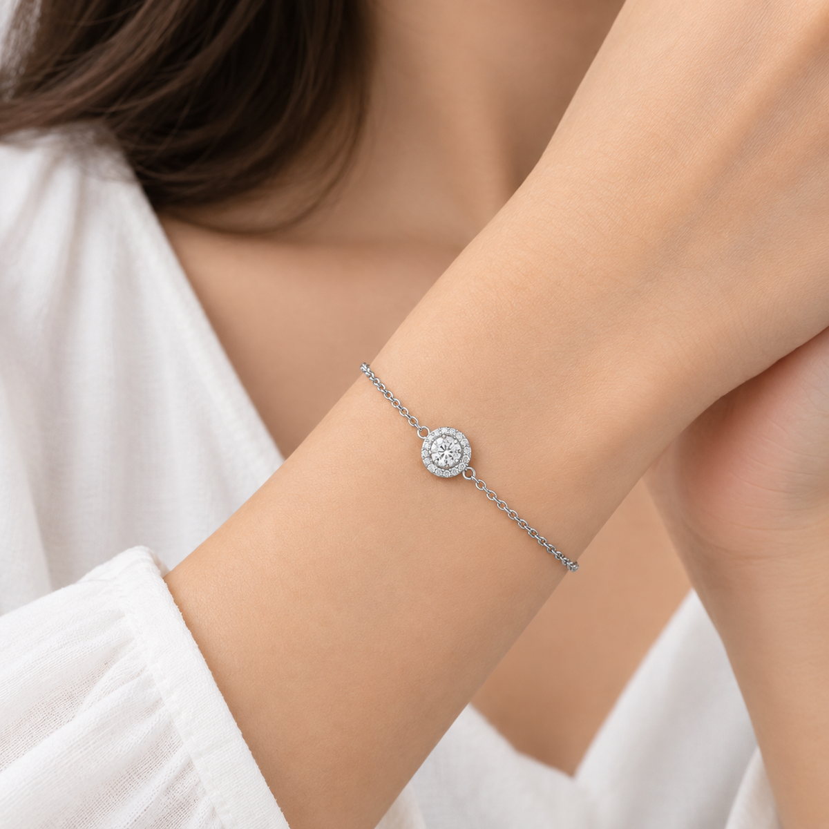 Round Halo Lab Grown Diamond Gold Bracelet
