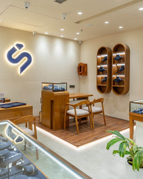 Visit Stella