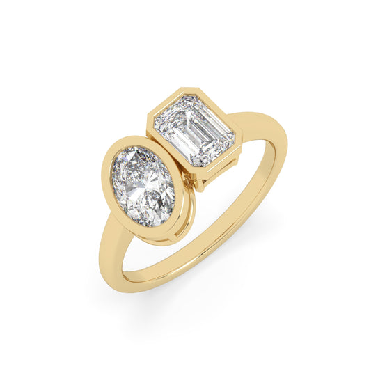 Oval & Emerald Toi Et Moi Ring in 18karat gold
