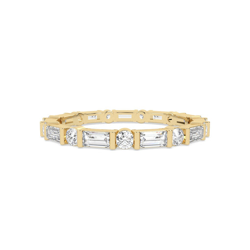 Yellow Gold ring with multiple round and baguette diamonds